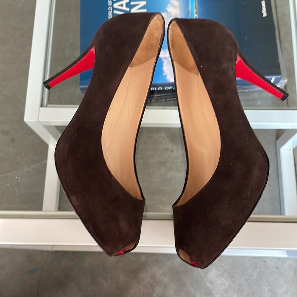 Christian Louboutin woman’s heels - Picture 4 of 6